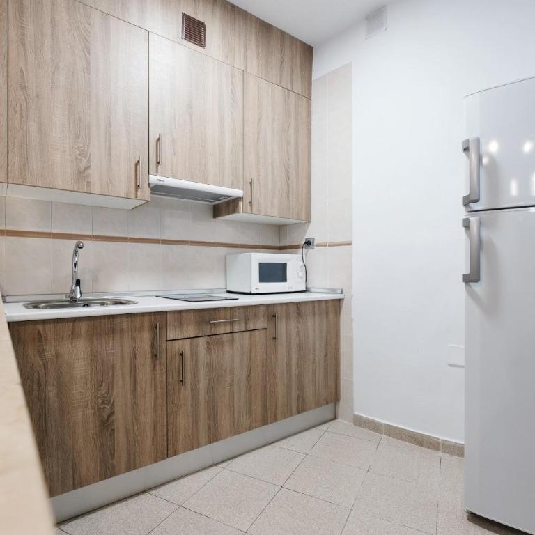 Apartamentos San Pedro - One-Bedroom Apartment - 6