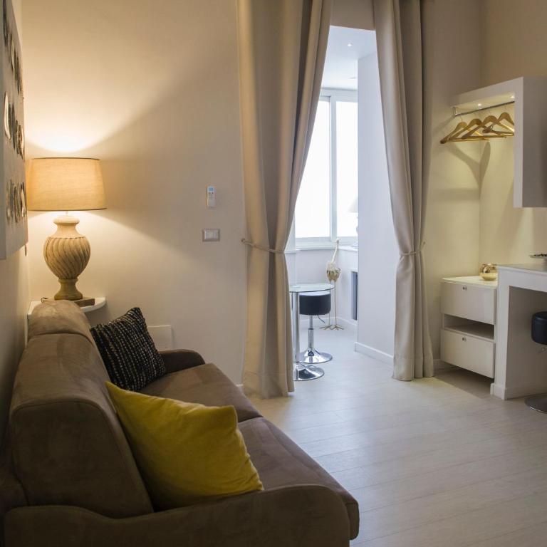 Royal Rooms Luxury Suite - Junior Suite - 6