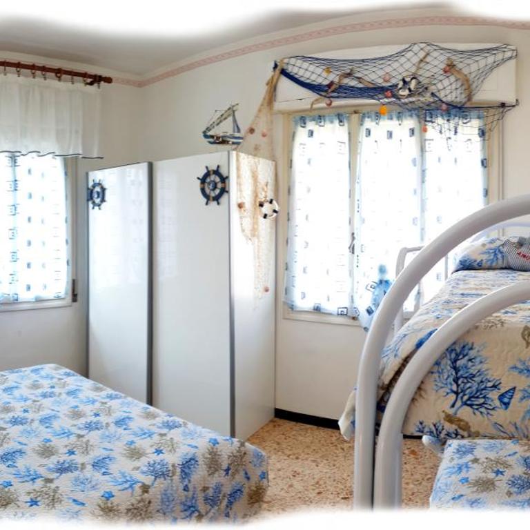 Casa Vacanza Marina, in pieno centro a pochi passi dal mare e con aria condizionata! - Appartamento - 3
