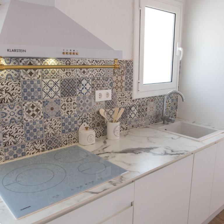 Apartamentos Mar de Blanes, playa y centro - Habitación Cuádruple Dúplex - 16
