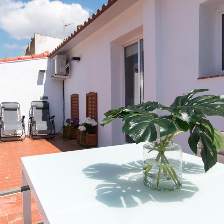 Apartamentos Mar de Blanes, playa y centro - Habitación Cuádruple Dúplex - 1
