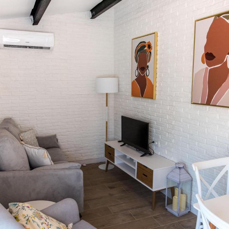 Apartamentos Mar de Blanes, playa y centro - Habitación Cuádruple Dúplex - 15