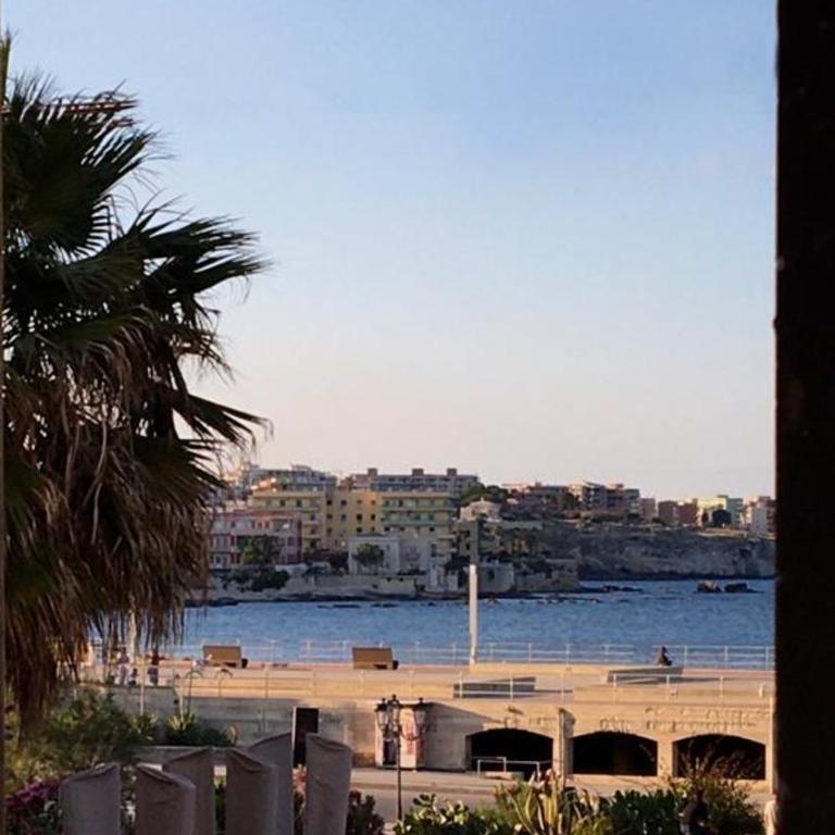 B&B Al Mercato di Ortigia - Double or Twin Room with Bathroom - 9