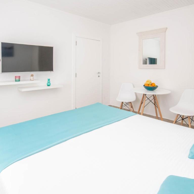 Seafront apartment - One-Bedroom Apartment - 9