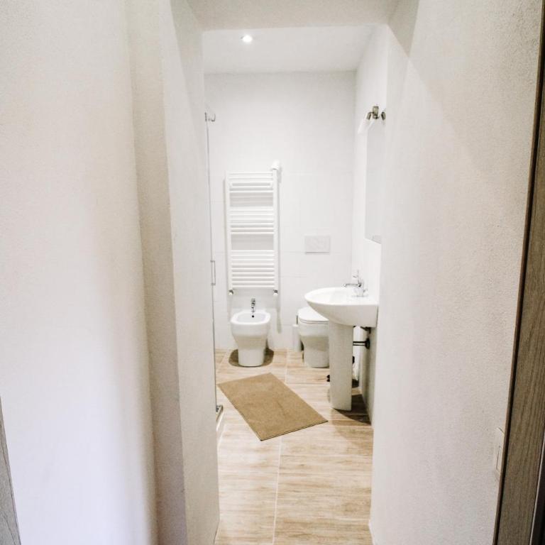 Villa Lilia by Let - Deluxe Double or Twin Room - 2