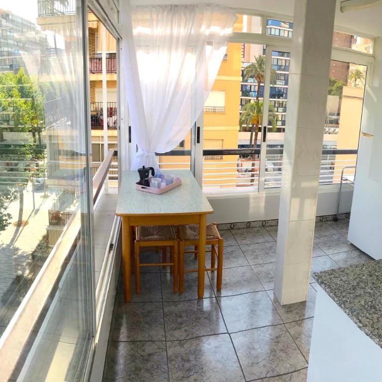 Apartamento en Plaza Triangular y muy cerca de la playa - Three-Bedroom Apartment - 22