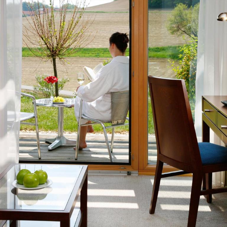 Das Sonnreich - Thermenhotel Loipersdorf - Double Room Standard Plus and Therme Loipersdorf Access - 6