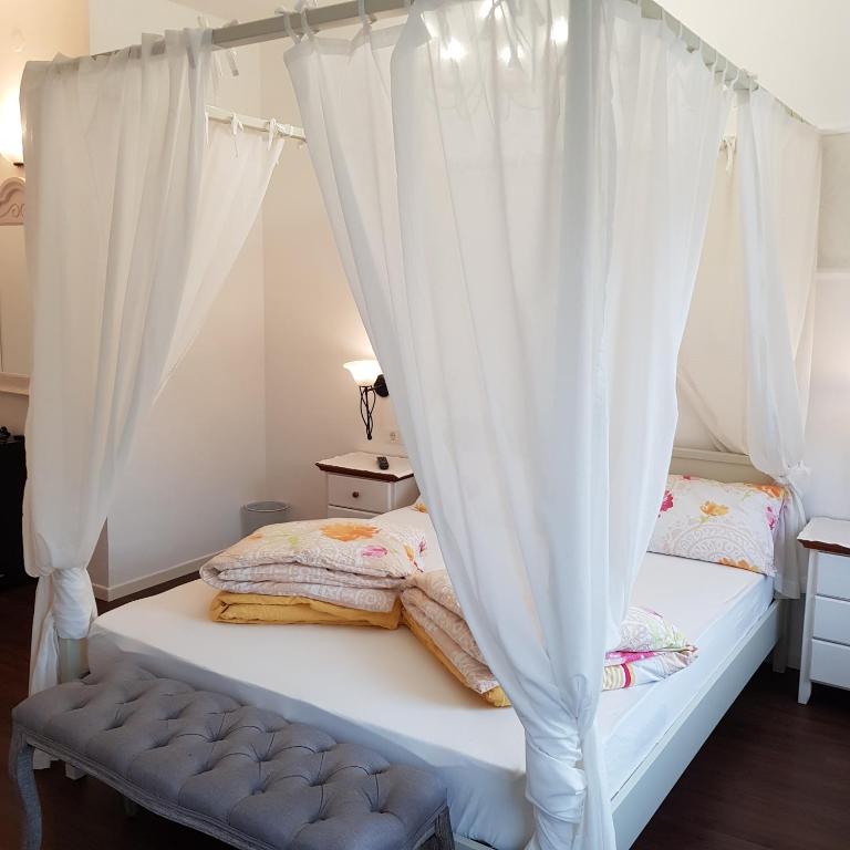 Garni Villa Tyrol - Adults Only - Camera Matrimoniale Superior - 5