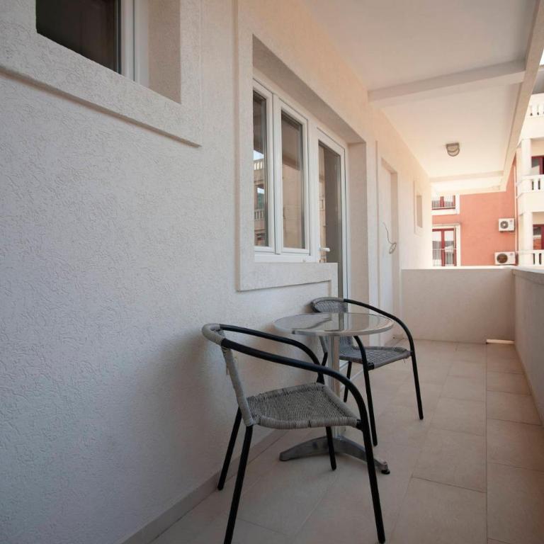 Mandir apartments - Center - Studio sa Terasom - 8