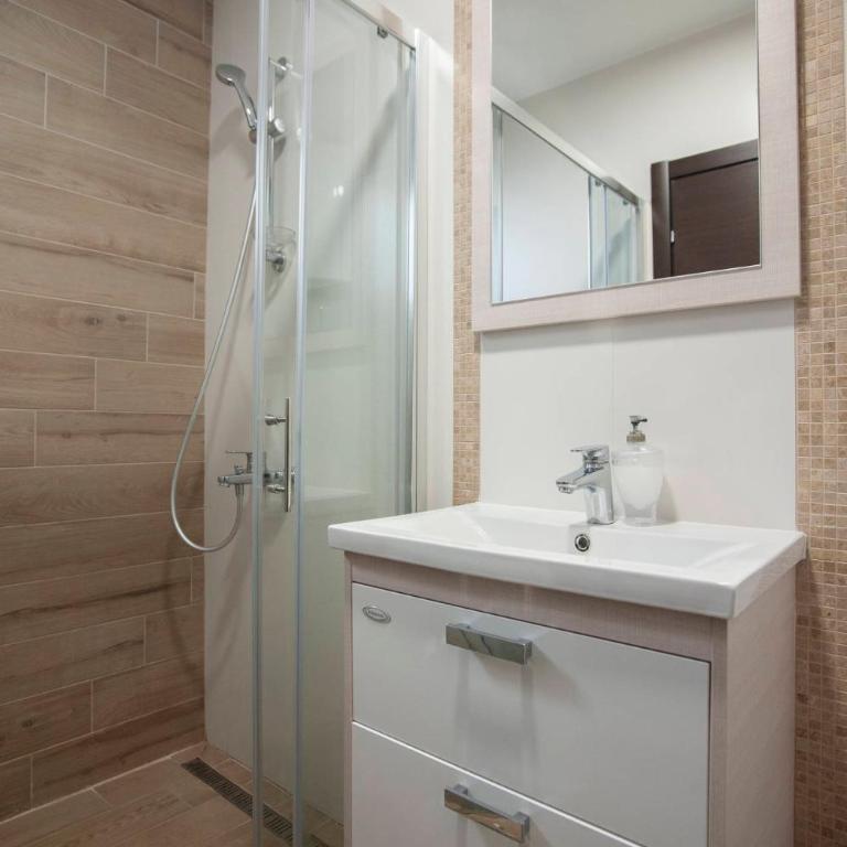 Mandir apartments - Center - Studio - 6