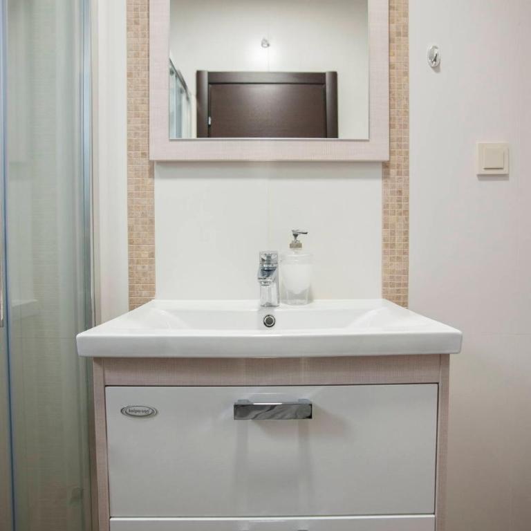 Mandir apartments - Center - Studio - 9