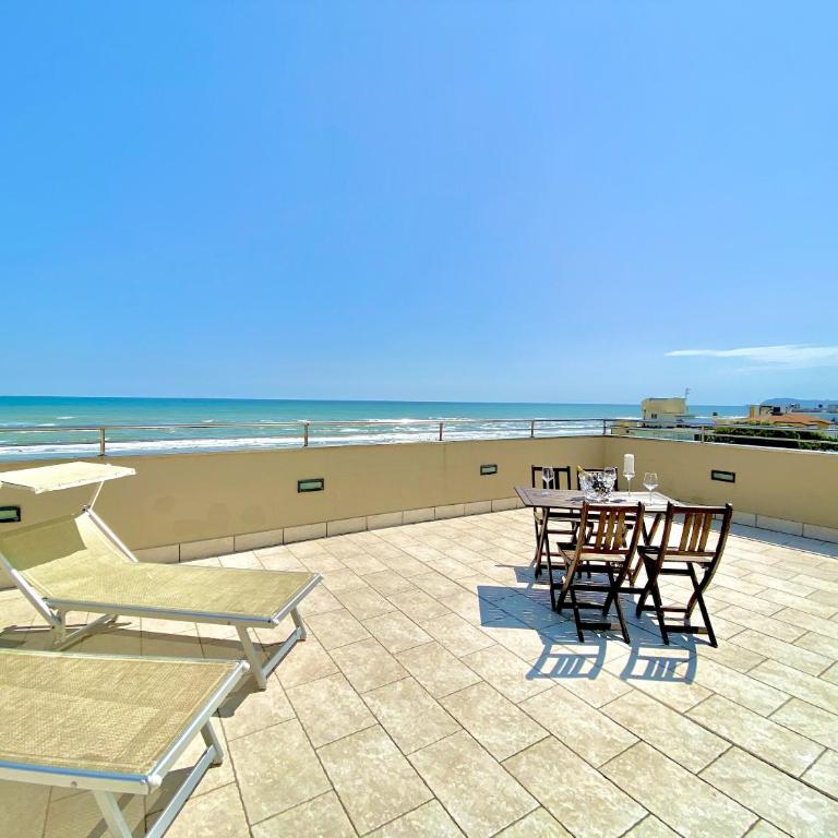 Hotel Avana Fronte Mare - Appartamento Suite con Vista Mare - 1