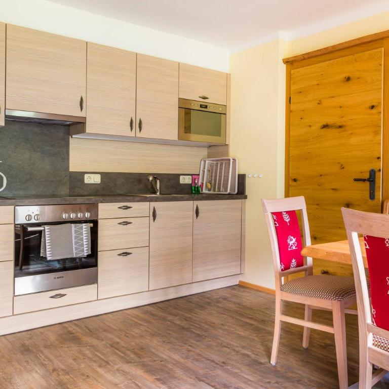 Bio Bauernhof Schweizerhof - Apartment mit Balkon - 3