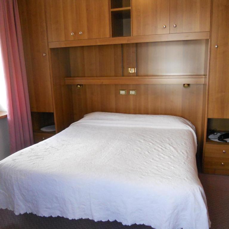 Albergo Alpino - Matrimoniale/Doppia con Letti Singoli - 6