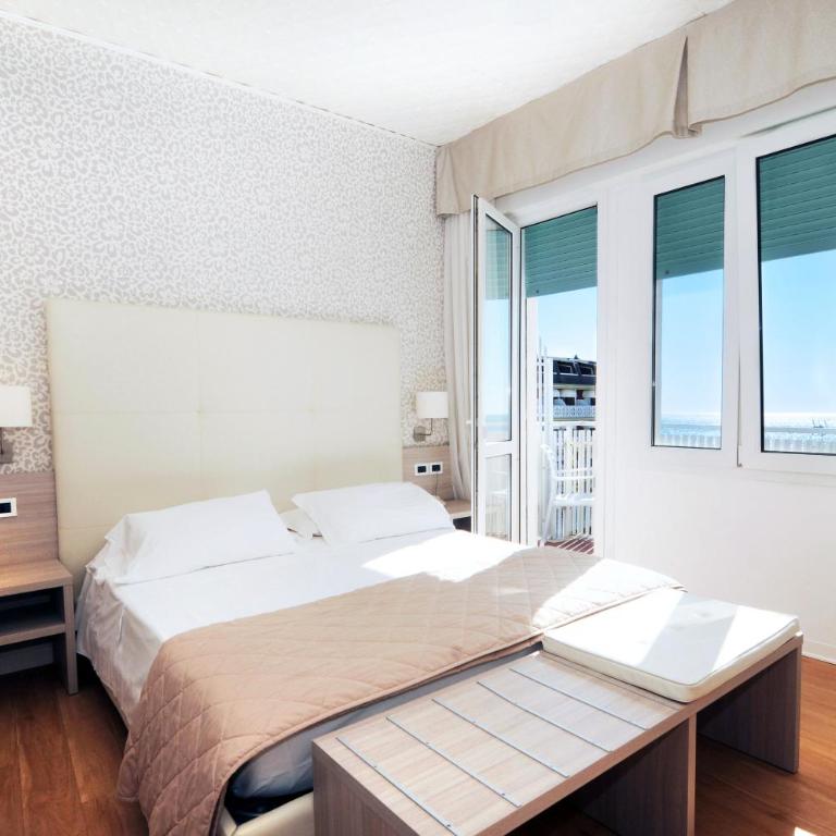 Hotel Splendid - Camera Superior Matrimoniale/Doppia con Letti Singoli con Vista Mare - 2