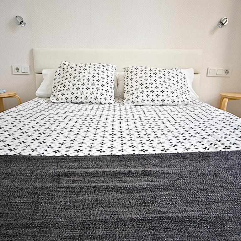 MalagaUrbanRooms - Central Suites - Apartamento Deluxe - 4