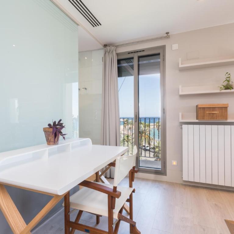 Kronos on the Beach Attic Suite - One-Bedroom Apartment - 12