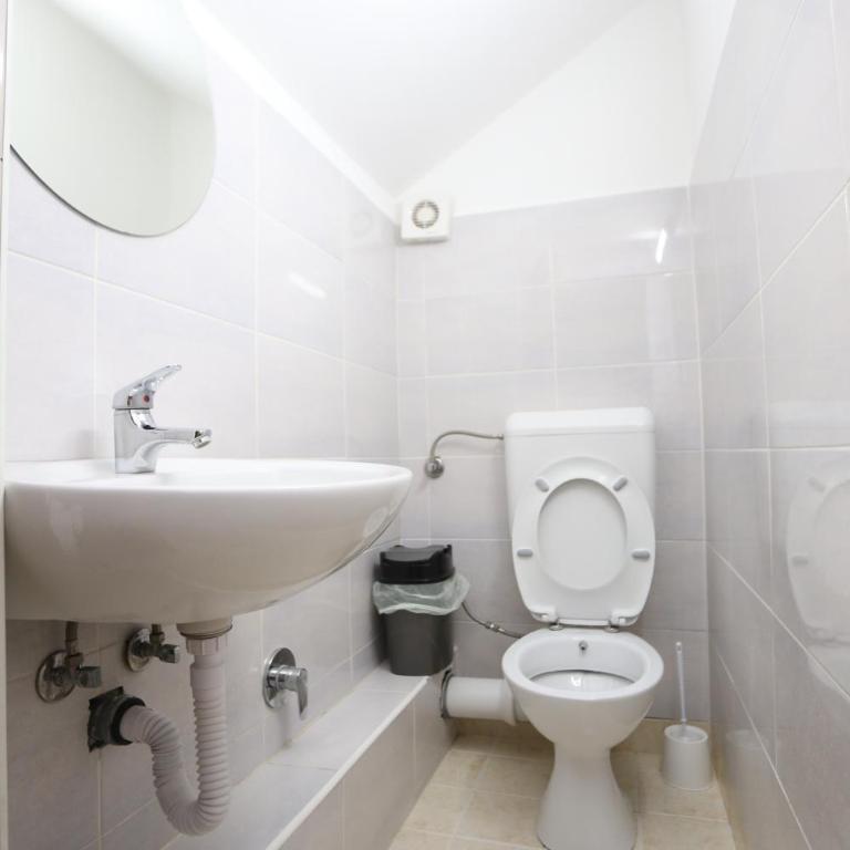 Apartmani Pejton Ilidza - Three-Bedroom Apartment - 20