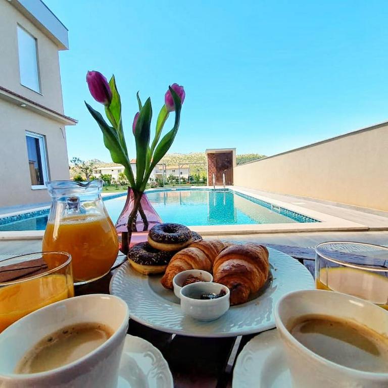 Vila Uma - Three-Bedroom Apartment - 6