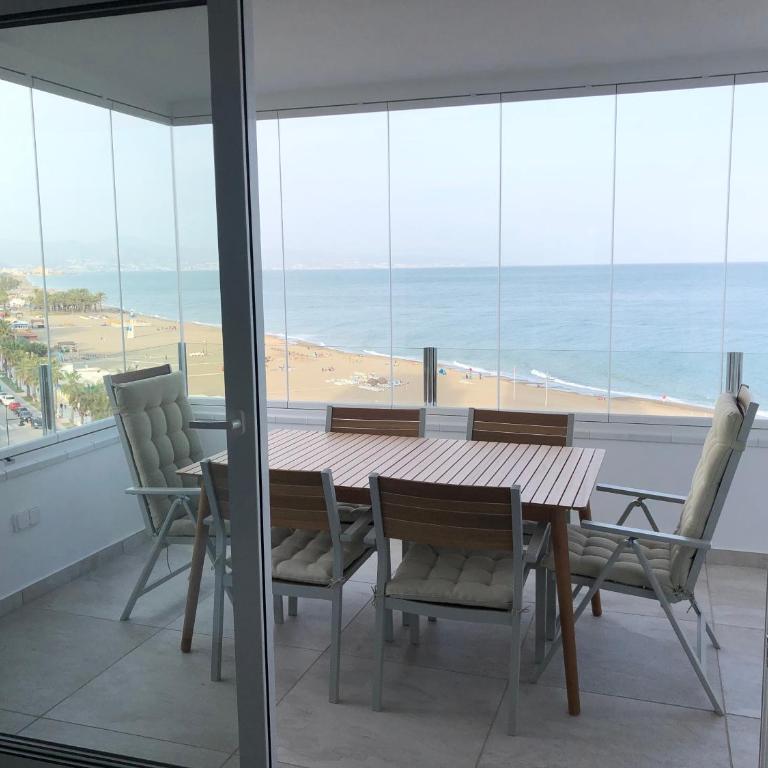 Magnifique appartement avec une incroyable vue sur mer - Two-Bedroom Apartment - 9