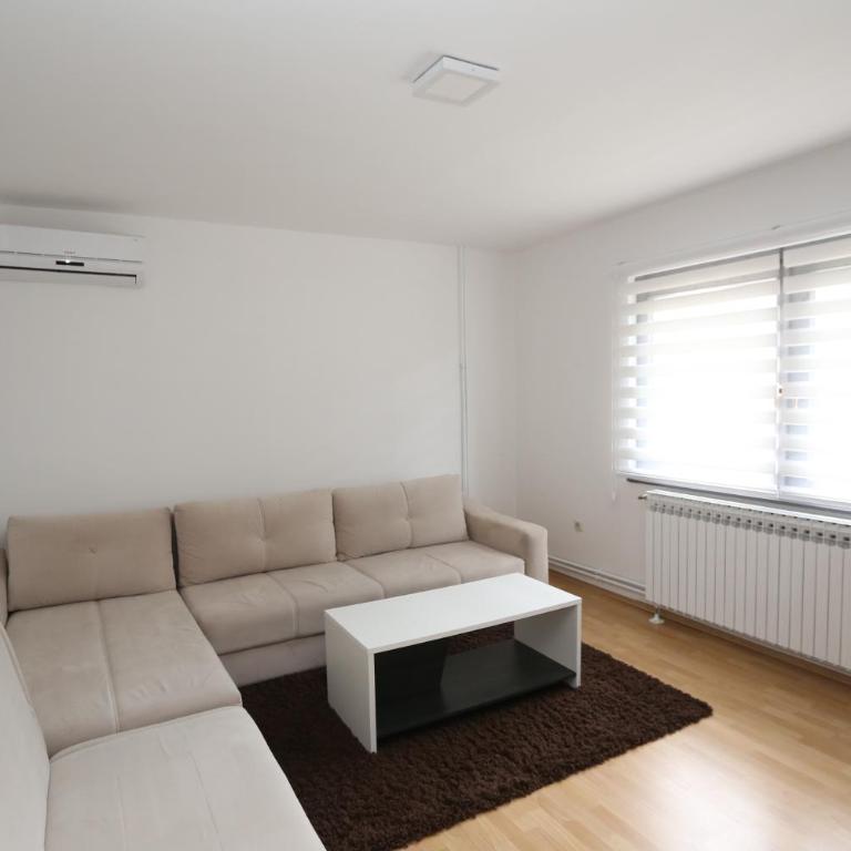 Apartmani Pejton Ilidza - Apartment - Ground Floor - 1