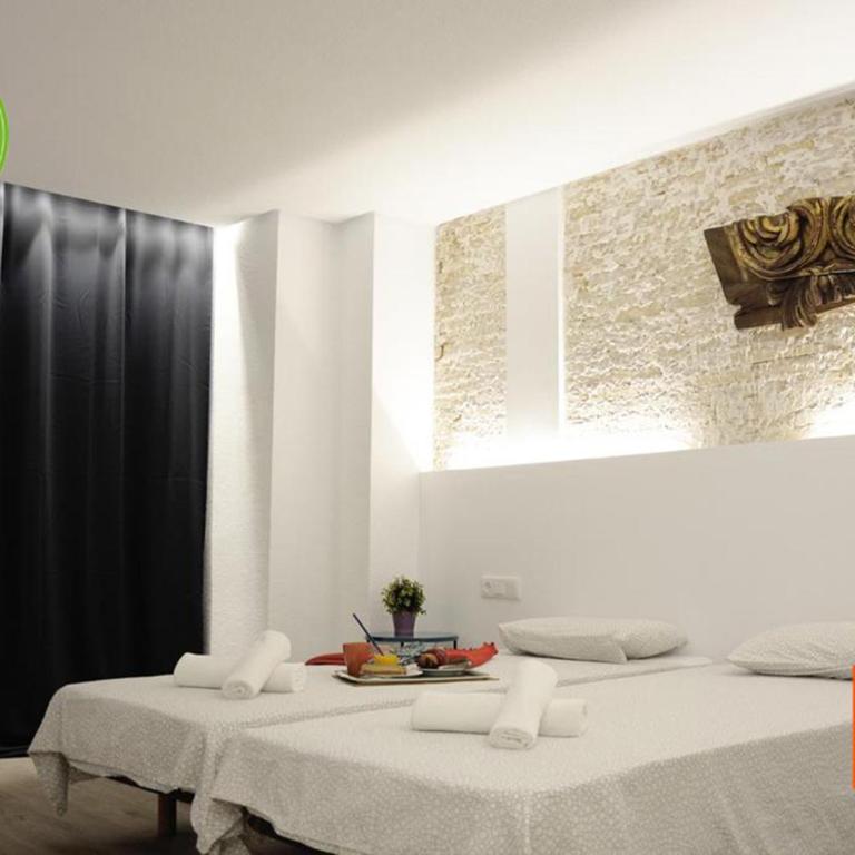 Art&Flats Hostel - Triple Room with Private Bathroom - 4