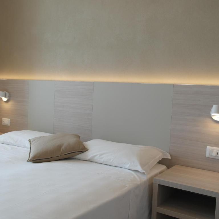 Hotel Karibe - Double Room - 1