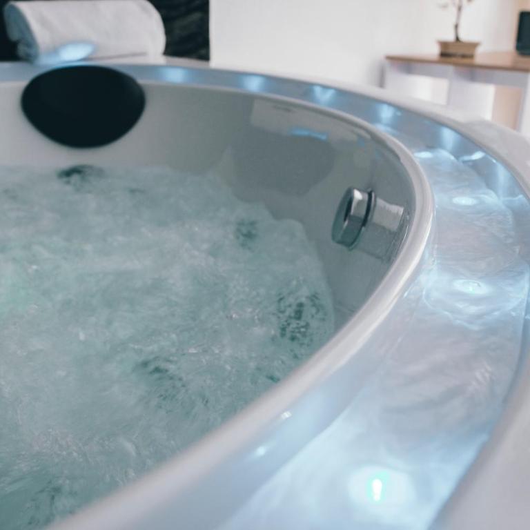 Gregorio VII Luxury Suites San Damaso - Suite Luna di Miele - 38