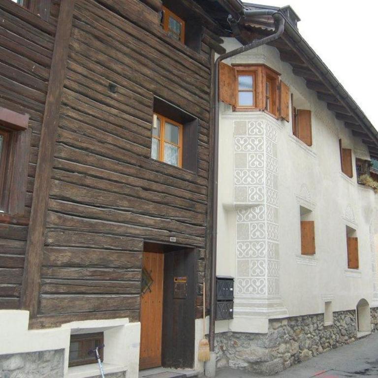 Chasa Städler - Ferienwohnung mit 113m2 für max. 5 Personen - Apartment mit 3 Schlafzimmern - 3