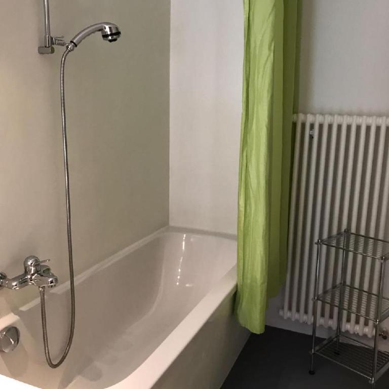 Chasa Städler - Ferienwohnung mit 113m2 für max. 5 Personen - Apartment mit 3 Schlafzimmern - 18