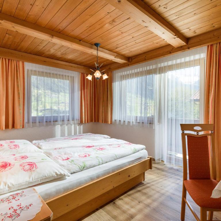 Gästehaus Geisler - Doppelzimmer mit Balkon - 3