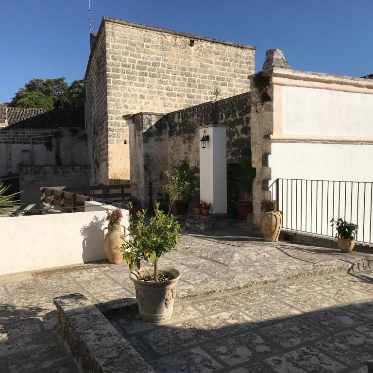 Palazzo Cariddi Apartment - Appartamento Deluxe con 2 Camere da Letto - 86