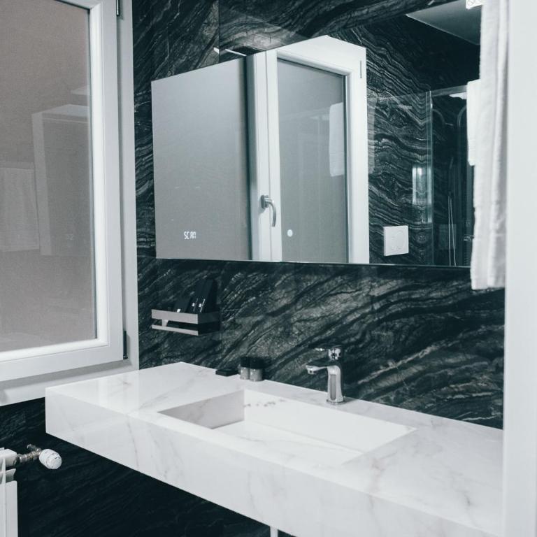 Gregorio VII Luxury Suites San Damaso - Suite Luna di Miele - 67