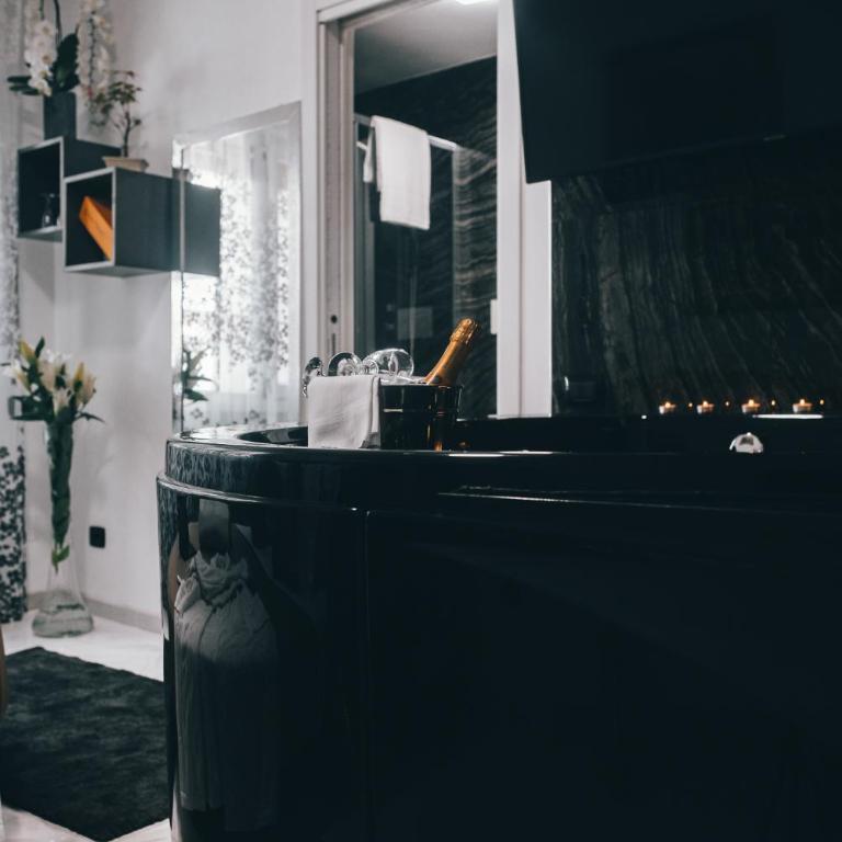 Gregorio VII Luxury Suites San Damaso - Suite Luna di Miele - 61