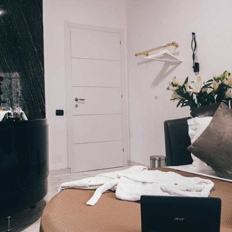 Gregorio VII Luxury Suites San Damaso - Suite Luna di Miele - 56