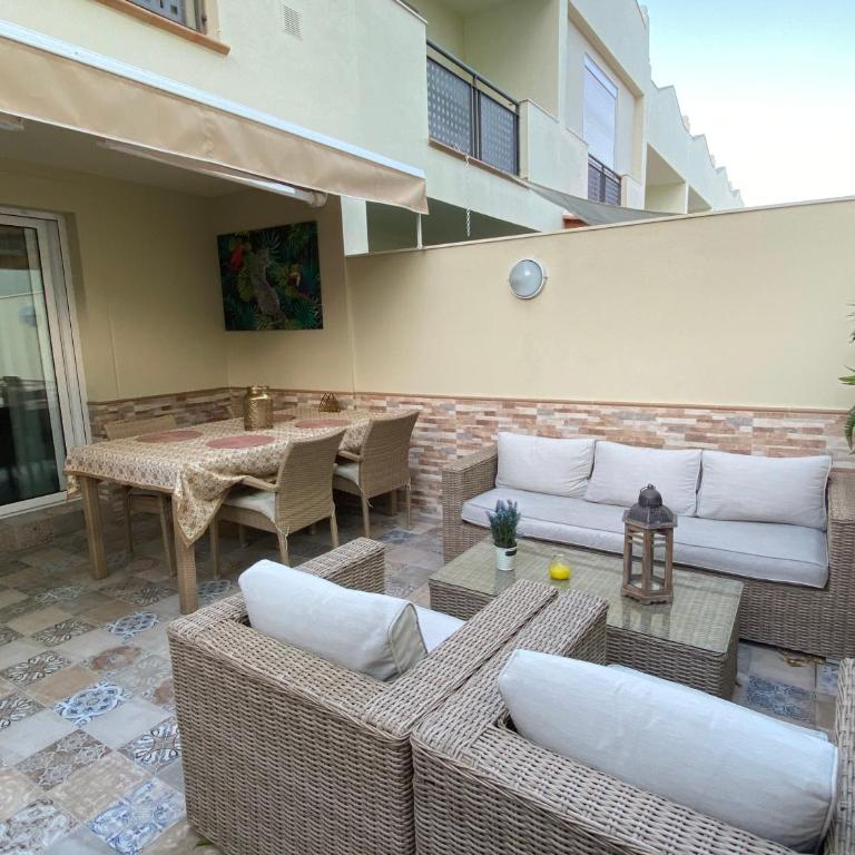Luxury Townhouse Oasis Fanabe (3 bedrooms) - Apartamento de 3 dormitorios - 60