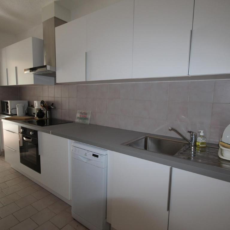 A quelques pas de la plage Belle Maison de vacances, 6 à 8 couchages, 3 chambres, balcon, jardin, parking, 50 m de la mer- PORTIRAGNES PLAGE LXBOSQD - Maison 3 Chambres - 8