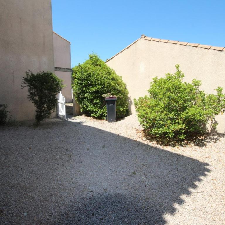 A quelques pas de la plage Belle Maison de vacances, 6 à 8 couchages, 3 chambres, balcon, jardin, parking, 50 m de la mer- PORTIRAGNES PLAGE LXBOSQD - Maison 3 Chambres - 20