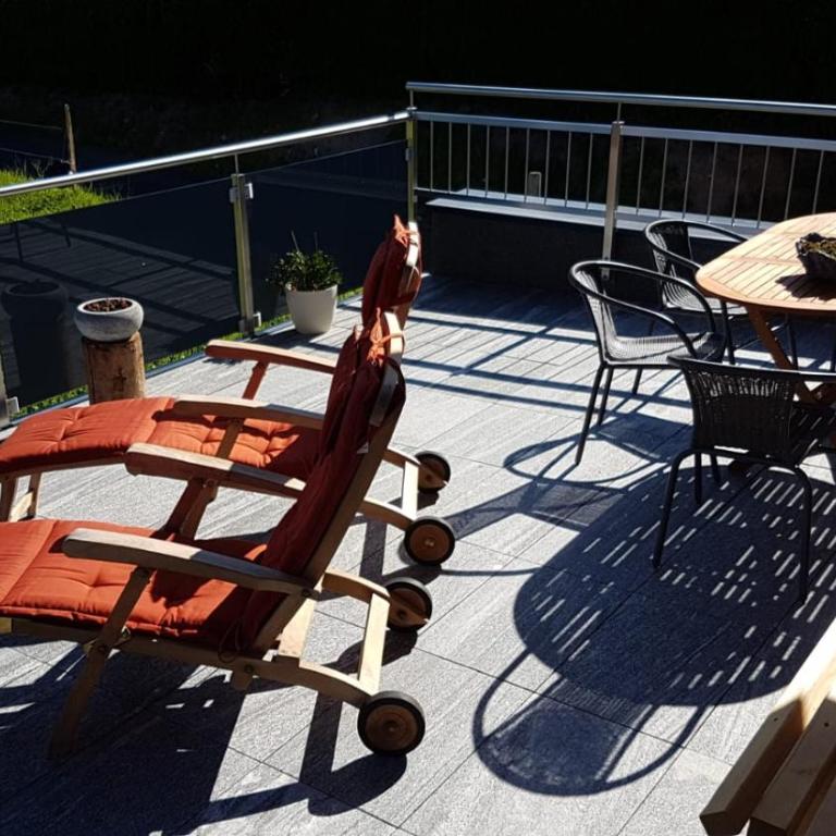 Alpenchalet "DAHOAM" - Apartment mit 3 Schlafzimmern - 3
