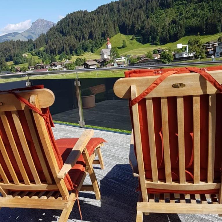 Alpenchalet "DAHOAM" - Apartment mit 3 Schlafzimmern - 1