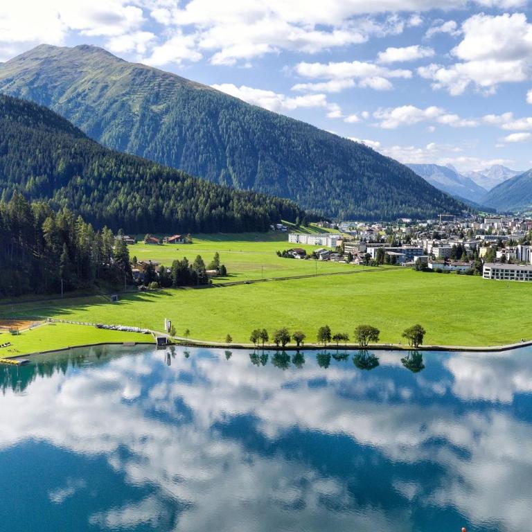 Davos Holiday Apartment - Apartment mit Blick auf die Berge - 27