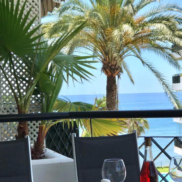 MI CAPRICHO 3-6 BEACHFRONT- Apartment with sea views in Costa del Sol - Two-Bedroom Apartment - 48