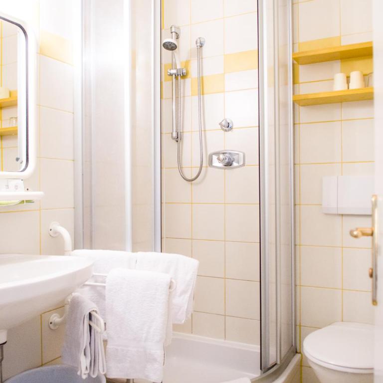 Gästehaus Pension Ria - Standard Doppelzimmer - 2