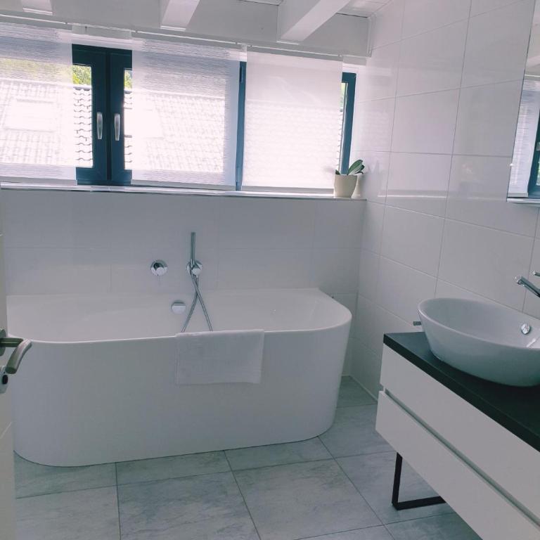 Gästehaus am Riedweg - Apartment mit 3 Schlafzimmern - 35