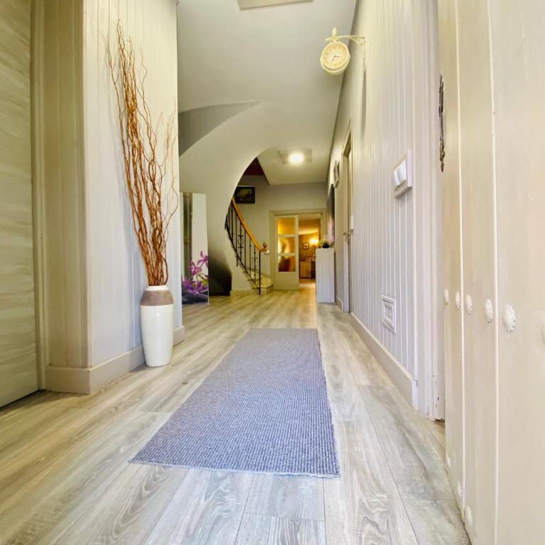 Villa Palma - Habitación Doble con baño privado externo - 9
