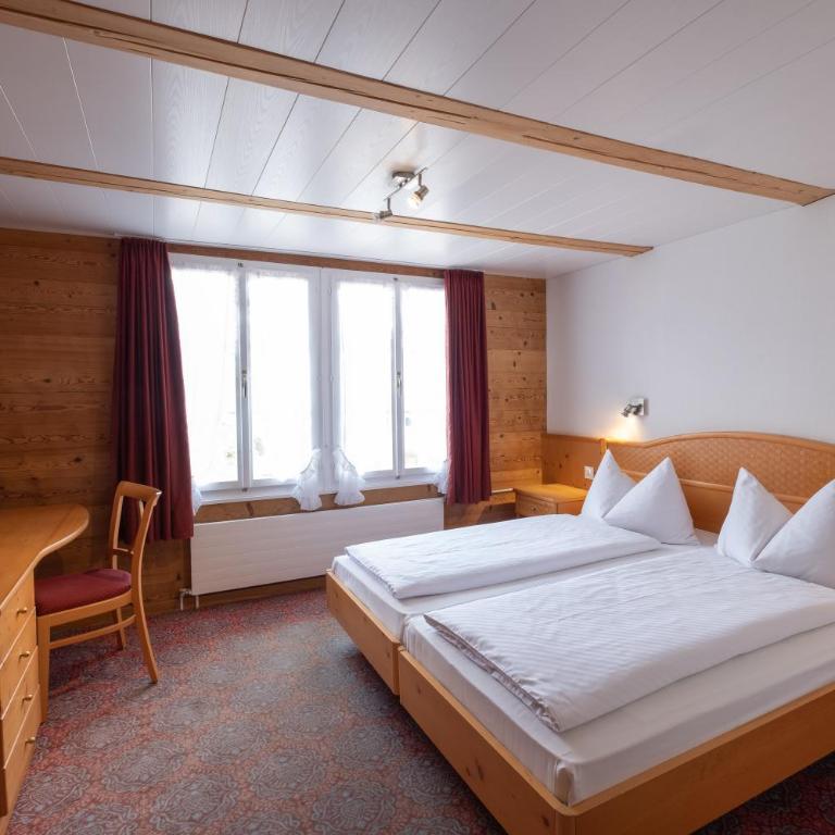 Hotel Chalet Swiss - Standard Doppel- oder Zweibettzimmer - 3