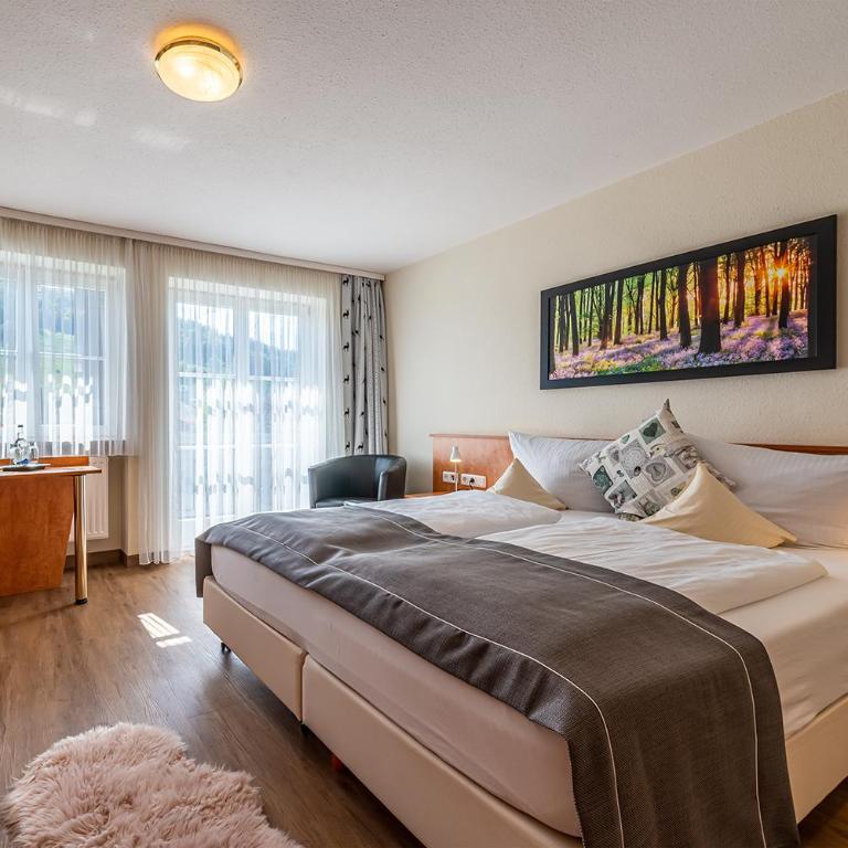 Hotel Neudeck - Doppelzimmer mit Balkon - 2