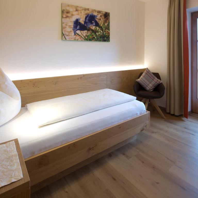 Gästehaus Brantlhof Zimmer und Ferienwohnungen in Going am Wilden Kaiser - Deluxe Einzelzimmer mit Balkon - 2