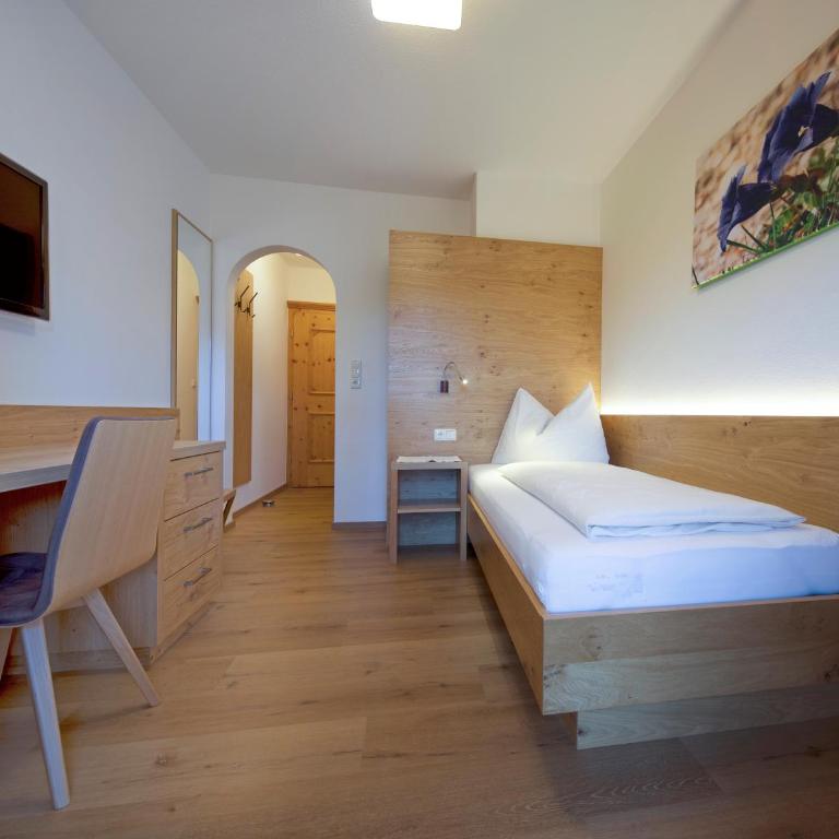 Gästehaus Brantlhof Zimmer und Ferienwohnungen in Going am Wilden Kaiser - Deluxe Einzelzimmer mit Balkon - 5