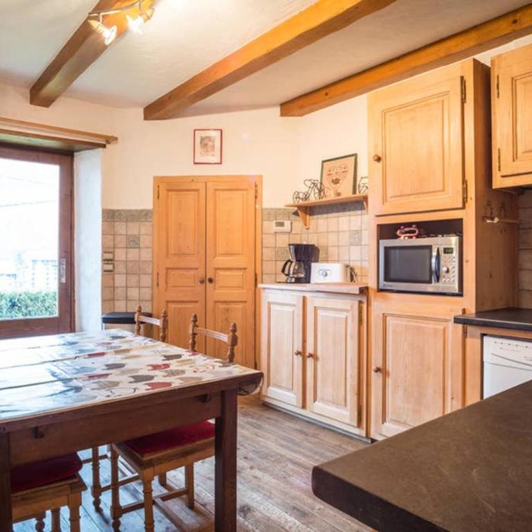 Appartement spacieux proche des télécabines et du centre ville avec jardin privé - Appartement 1 Chambre - 6